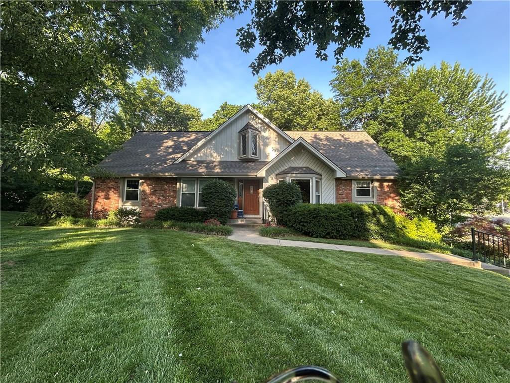 1144 Camelot Drive
