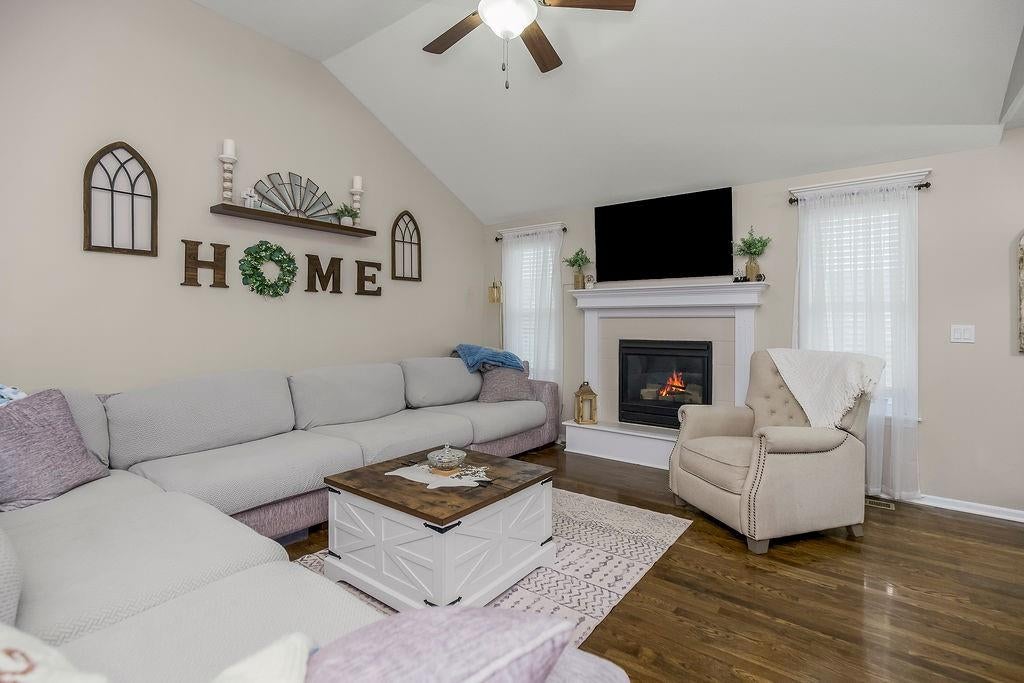 10915 N Skiles Court
