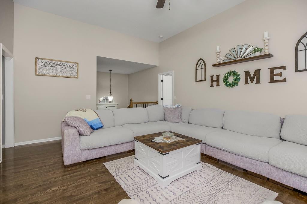 10915 N Skiles Court