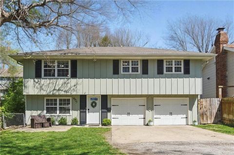 4925 Southridge Drive Roeland Park KS 66205