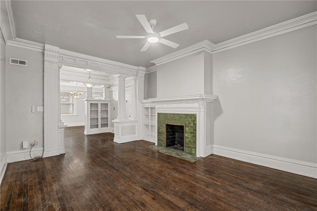 1110 E Armour Boulevard 4