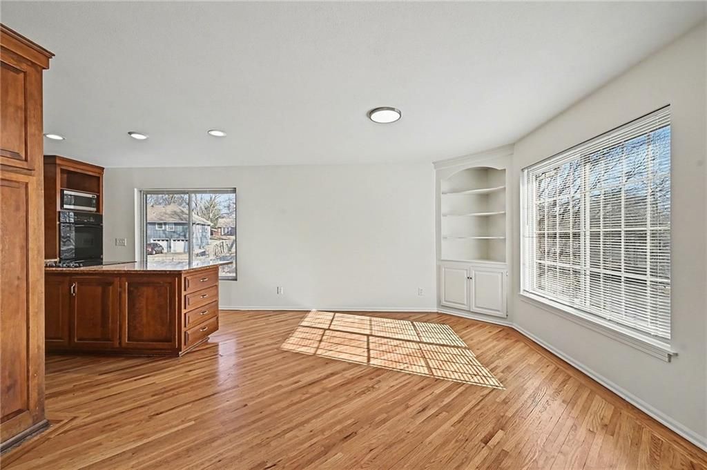 Photo of 8317 NW Overland Drive, Kansas City, MO 64151 (MLS # 2597517)