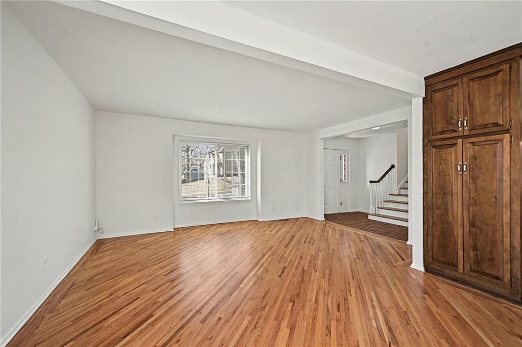 Photo of 8317 NW Overland Drive, Kansas City, MO 64151 (MLS # 2597517)