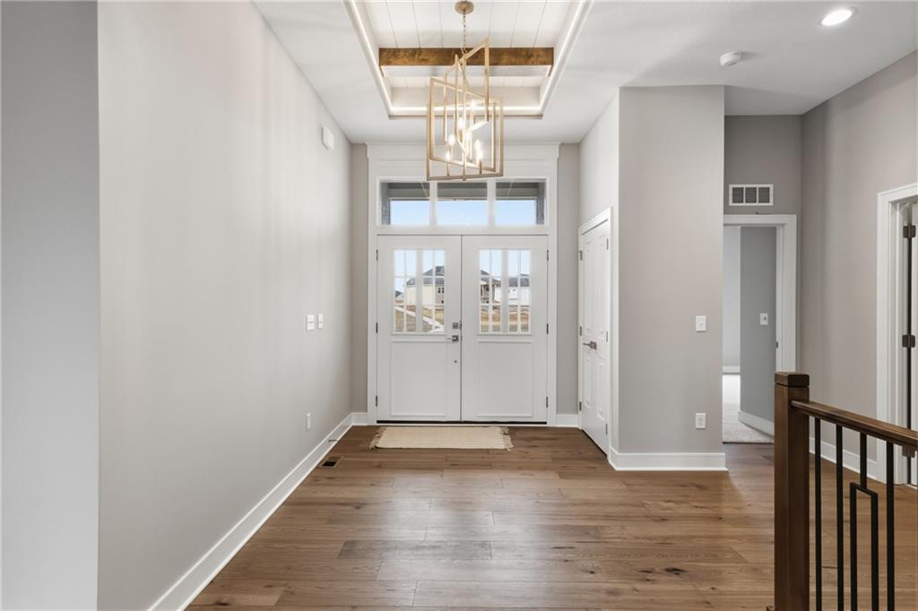 8841 N KENTUCKY Avenue