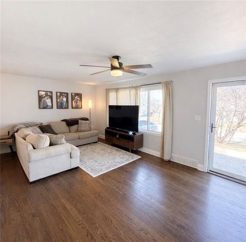 901 NE 67TH Place Gladstone MO 64118