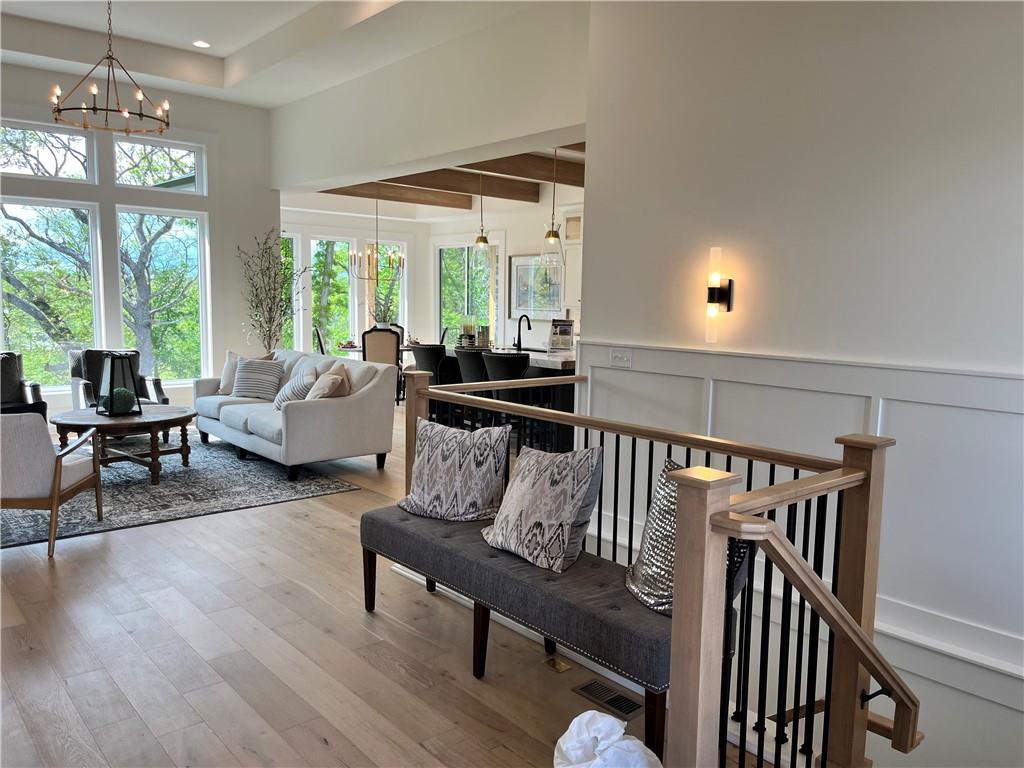 2504 NE Woodland Oak Circle