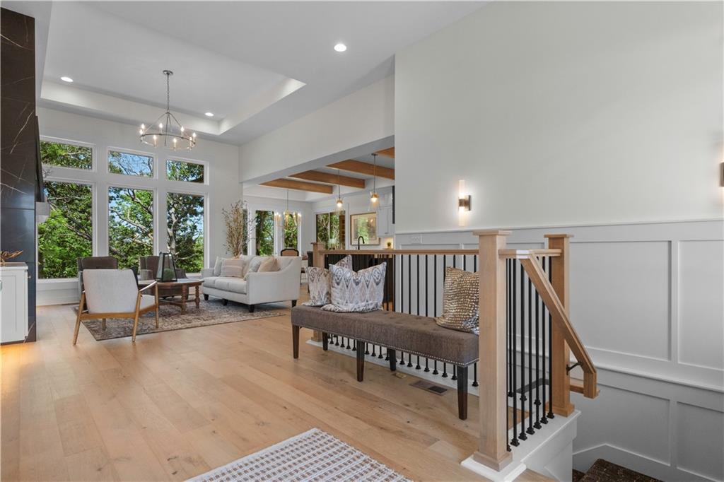 2504 NE Woodland Oak Circle