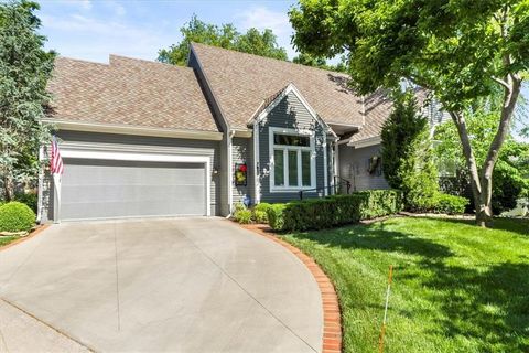 7853 Howe Circle Prairie Village KS 66208