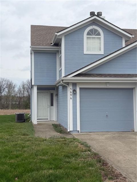 5696 NW Plantation Lane 174 A Lee's Summit MO 64064