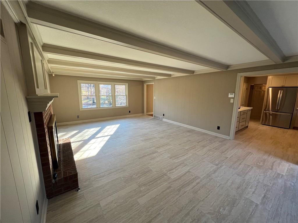 900 NE Barnes Avenue