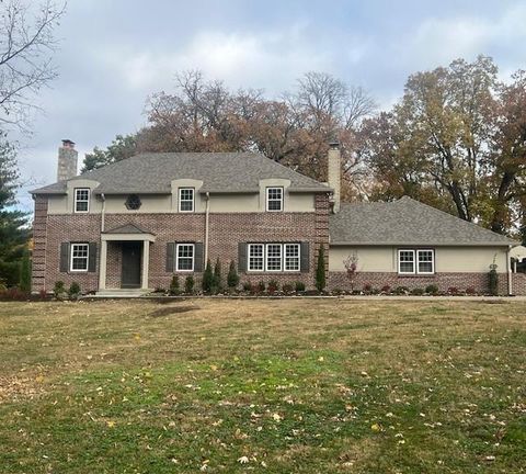 900 NE Barnes Avenue Kansas City MO 64118