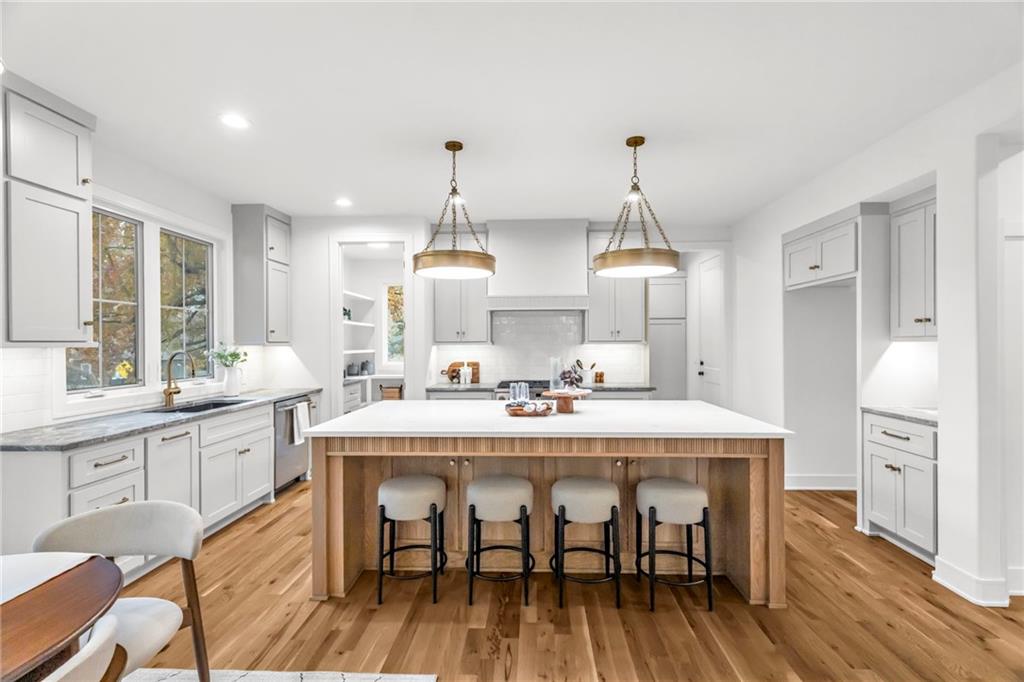 6000 El Monte Street