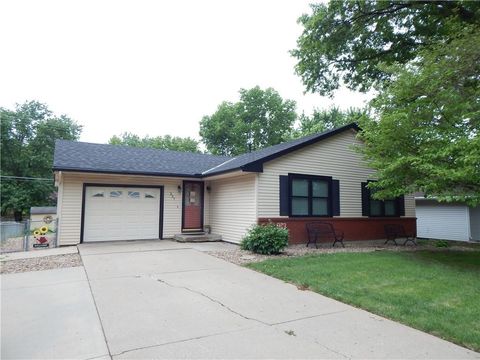 Photo of 237 FAIRLANE Street, Lansing, KS 66043 (MLS # 2617247)
