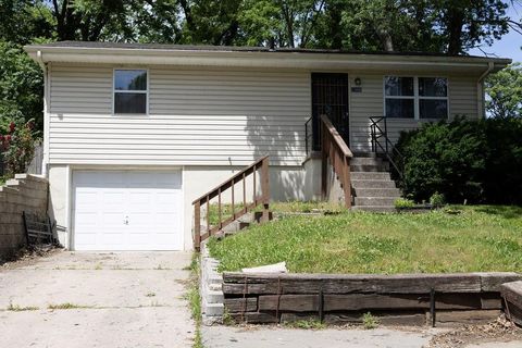 108 N Evanston Avenue Independence MO 64053