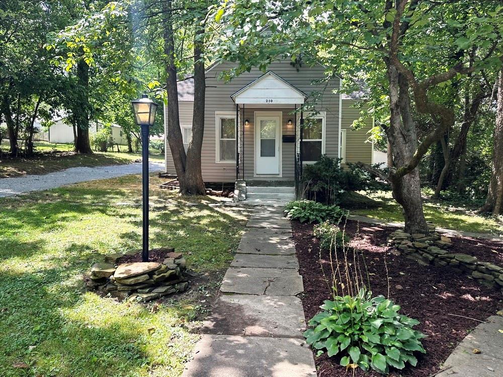 View El Dorado Springs, MO 64744 house
