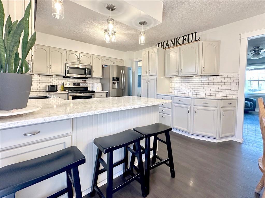 15404 S Summertree Lane