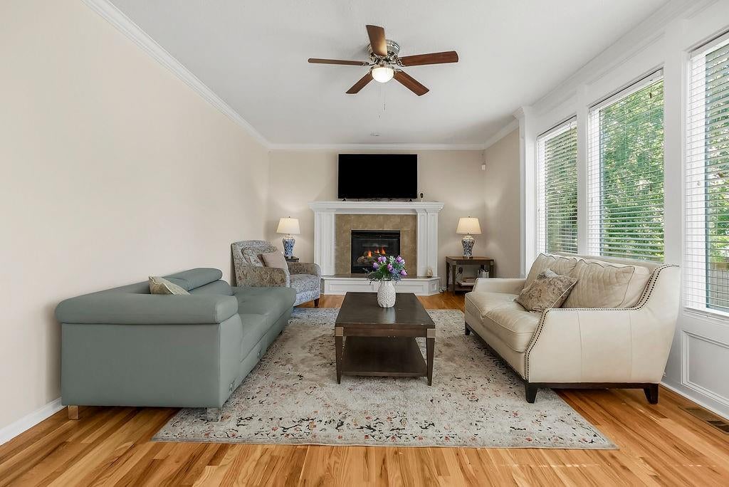 1915 W Ferrel Drive