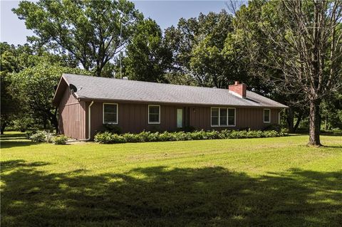Photo of 2426 Cr 3500 N/A, Independence, KS 67301 (MLS # 2629635)