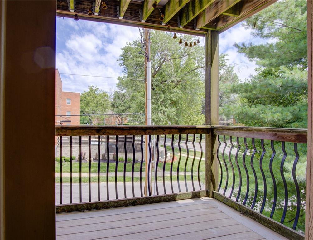 1207 W 45th Street 2W
