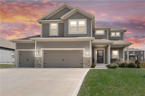 10821 N Bristol Avenue Kansas City MO 64156