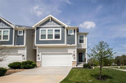 2102 SW Holdbrooks Drive, Lee\'s Summit, MO 64082 - MLS#: 2613619