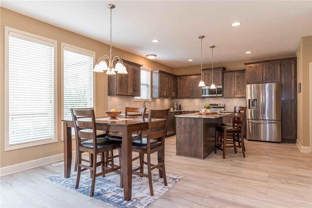 Kansas City, Missouri 64146, United States, 3 Bedrooms Bedrooms, ,3 BathroomsBathrooms,Residential,Active,145963