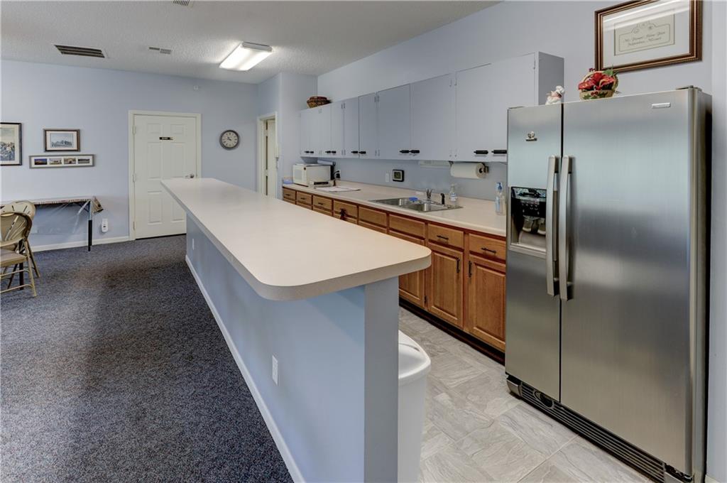 Independence, Missouri 64055, United States, 2 Bedrooms Bedrooms, ,2 BathroomsBathrooms,Residential,Contingent,141026