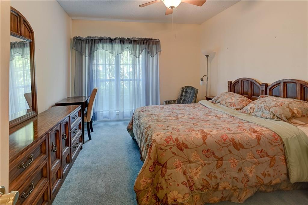 Independence, Missouri 64055, United States, 2 Bedrooms Bedrooms, ,2 BathroomsBathrooms,Residential,Contingent,141026