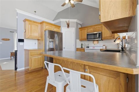 Tiny photo for 1829 White Tail Lane, Liberty, MO 64068 (MLS # 2597284)