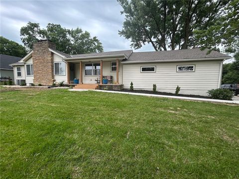 1304 Nashua Road Liberty MO 64068