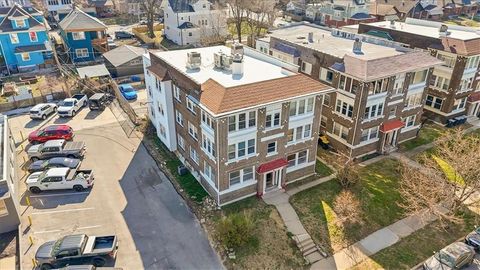 3311 Gillham Road 2N Kansas City MO 64109