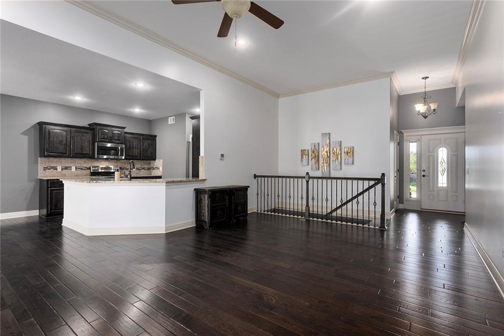 9315 N Belton Avenue