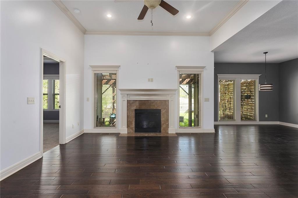 9315 N Belton Avenue