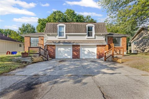 1431-33 E Penrose Lane Olathe KS 66062