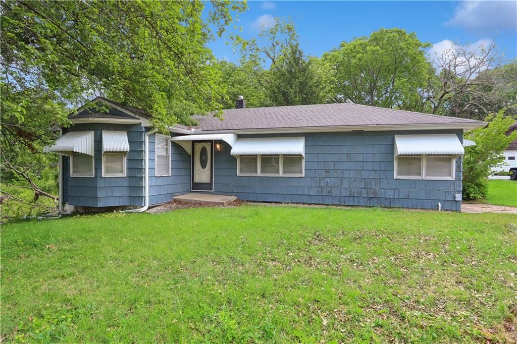 Photo of 3605 S Norwood Avenue, Independence, MO 64052 (MLS # 2618877)