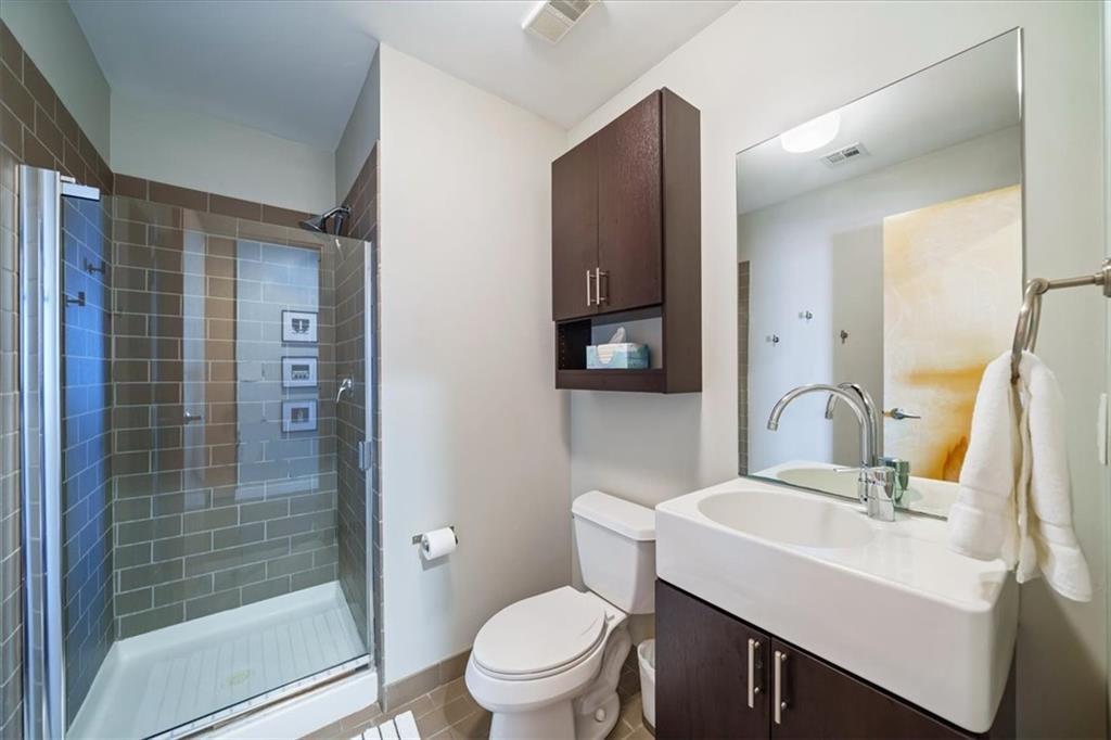 21 W 10th Street 9C