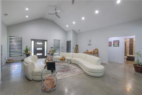 105 Hebar Street, East Lynne, MO 64743 - MLS#: 2577406