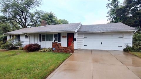7717 Briar Street Prairie Village KS 66208