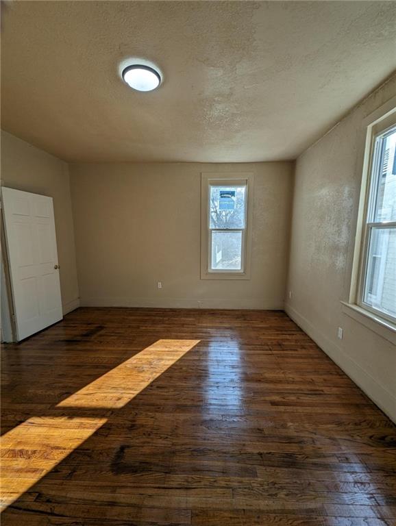 St Joseph, Missouri 64505, United States, 2 Bedrooms Bedrooms, ,1 BathroomBathrooms,Residential,Active,236496