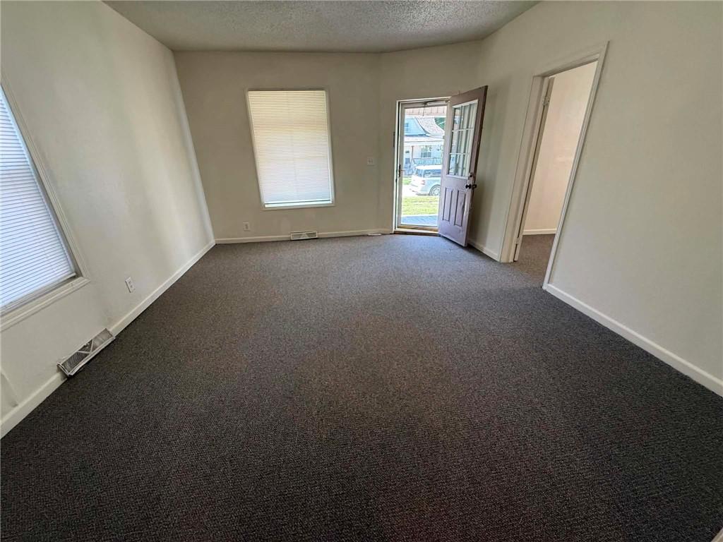 Photo of 528 Park Street, Excelsior Springs, MO 64024 (MLS # 2632151)