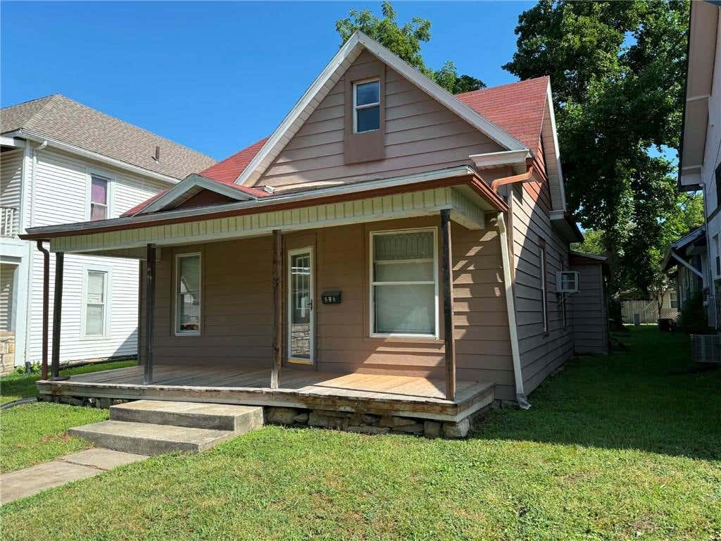 Photo of 528 Park Street, Excelsior Springs, MO 64024 (MLS # 2632151)