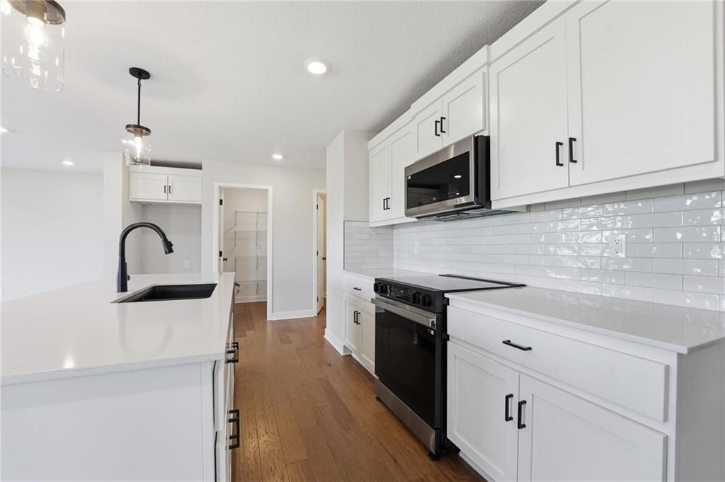 Photo of 1403 S 4th Street E, Louisburg, KS 66053 (MLS # 2608329)