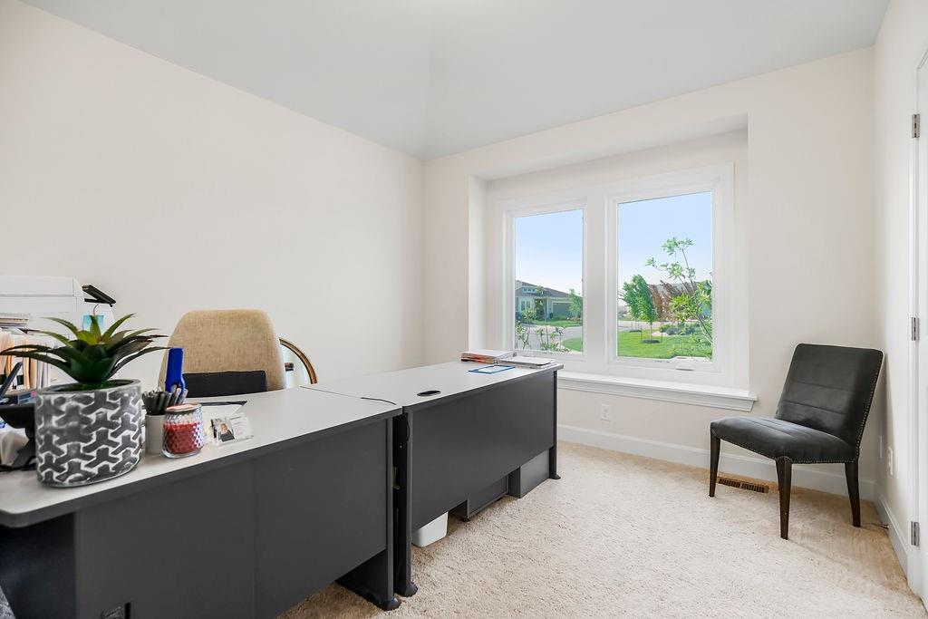 4102 W 158TH Terrace