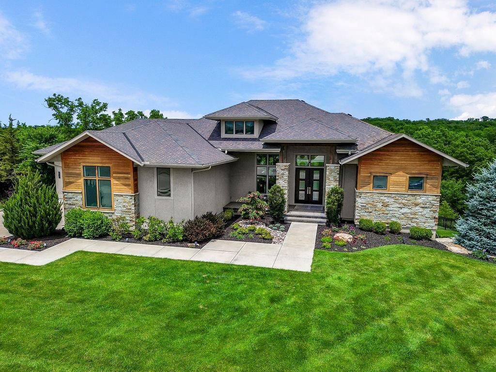 25040 W 105th Terrace