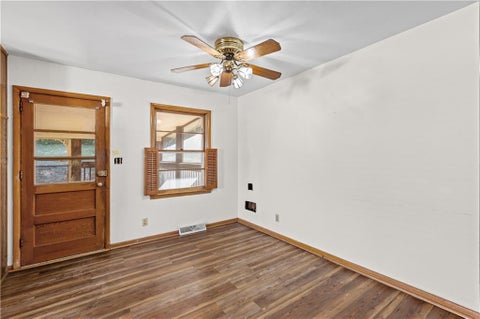 Tiny photo for 413 Maple Street, Liberty, MO 64068 (MLS # 2646258)