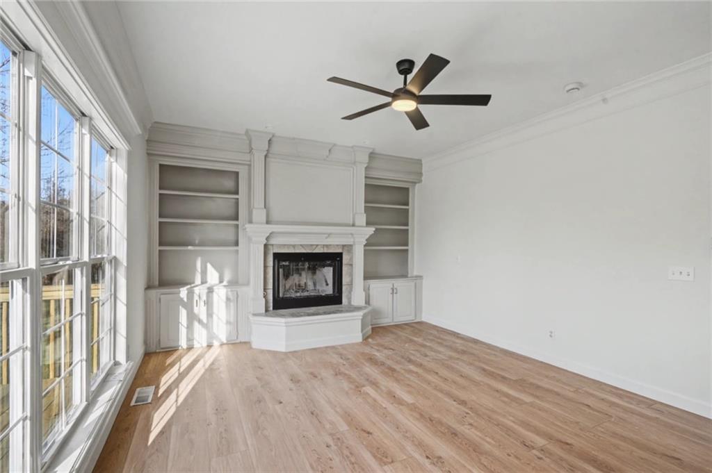 121 Hillside Drive