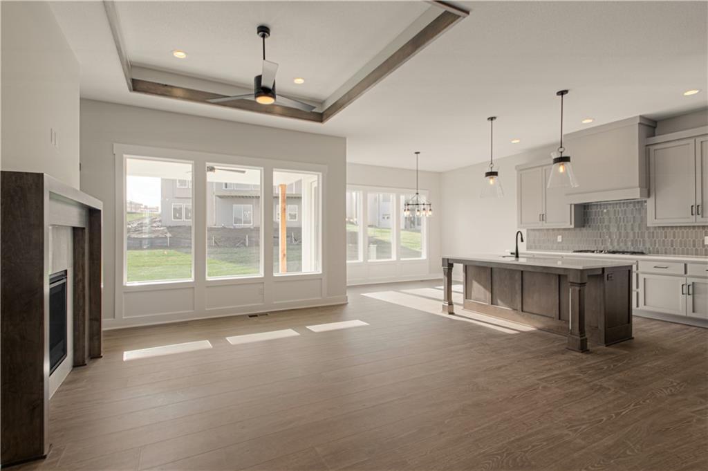 17154 S Heatherwood Street