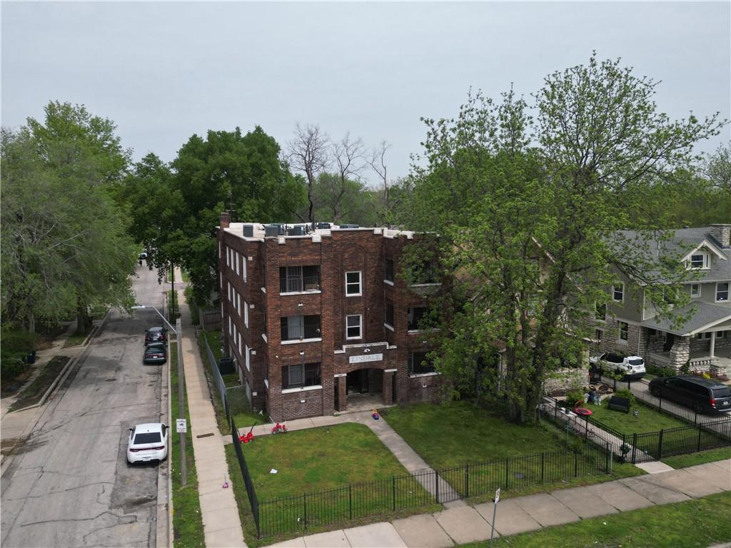 3000 E Linwood Boulevard