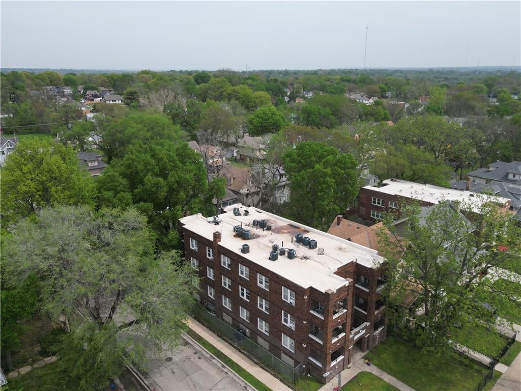 3000 E Linwood Boulevard