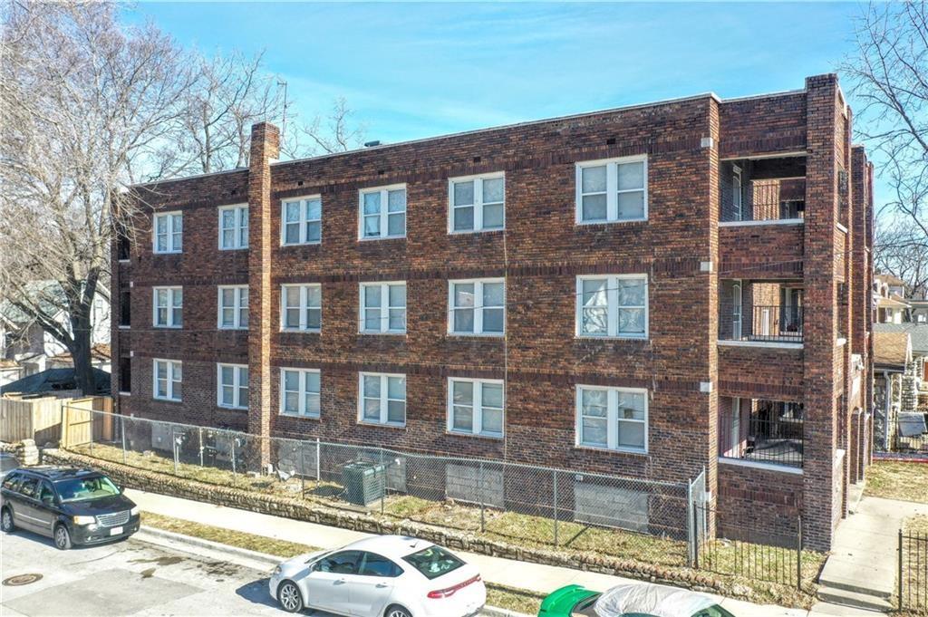 3000 E Linwood Boulevard